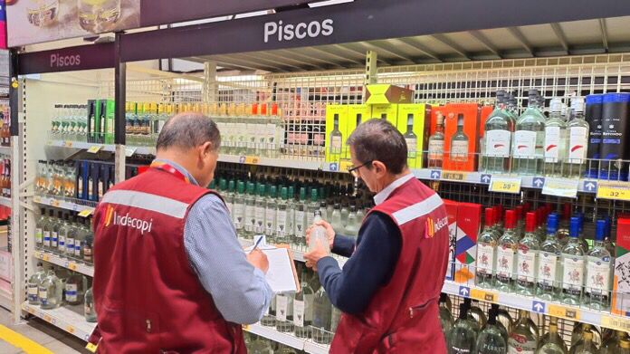 El Indecopi supervisa y fiscaliza lugares de venta de Pisco para verificar uso autorizado de la denominación de origen