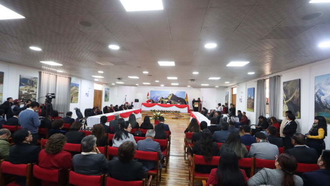 Con presencia de las principales autoridades de la región Cusco, se desarrolló con éxito las actividades de homenaje al Vicentesimo Tercer Aniversario de Independencia Nacional del Perú.