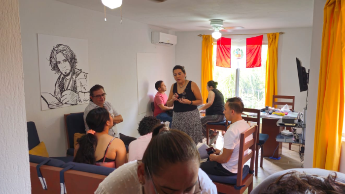 Consulado General del Perú en Ciudad de México acerca sus servicios a connacionales