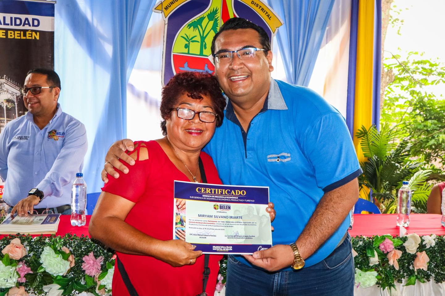 Ceremonia de clausura del Taller de Manicura Estética, dirigido a mujeres emprendedoras del distrito