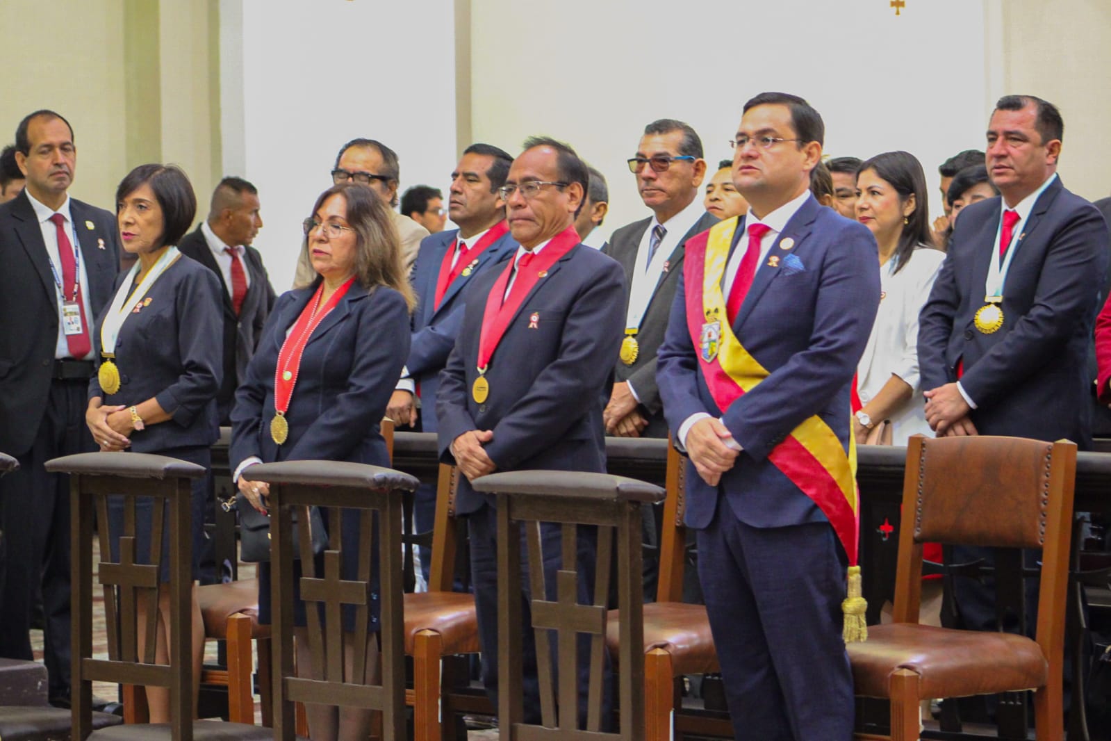 ALCALDESA Y AUTORIDADES EN LA MISA Y TE DEUM