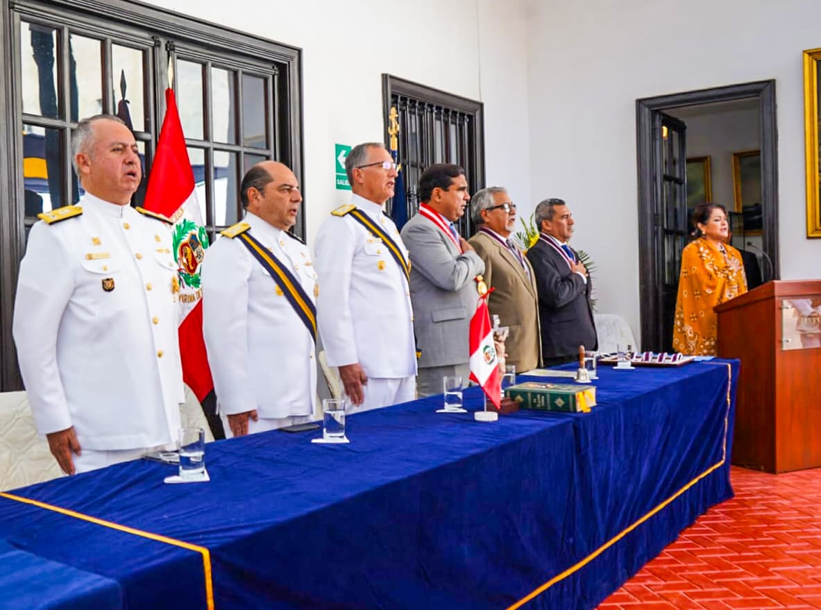 Gobernador regional encabeza homenaje a Miguel Grau en el 190 aniversario de su natalicio
