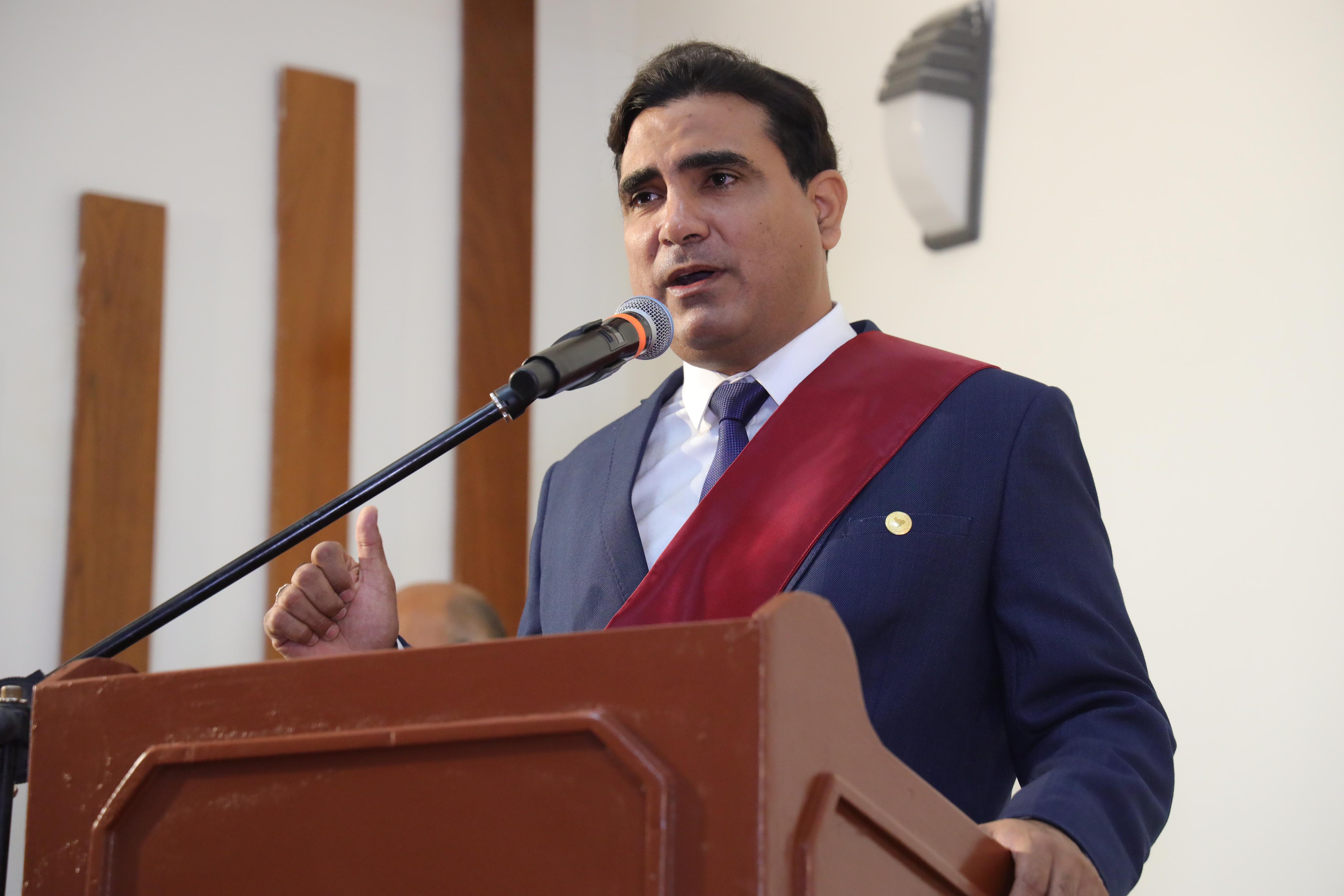 Gobernador Luis Neyra espera que Boluarte tome acciones contundentes en reactivación económica y seguridad ciudadana