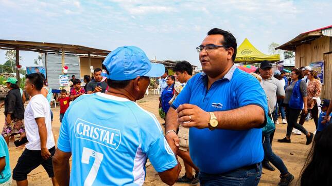 Alcalde participo activamente en la reciente acción Cívica llevada acabo en la isla Bonita