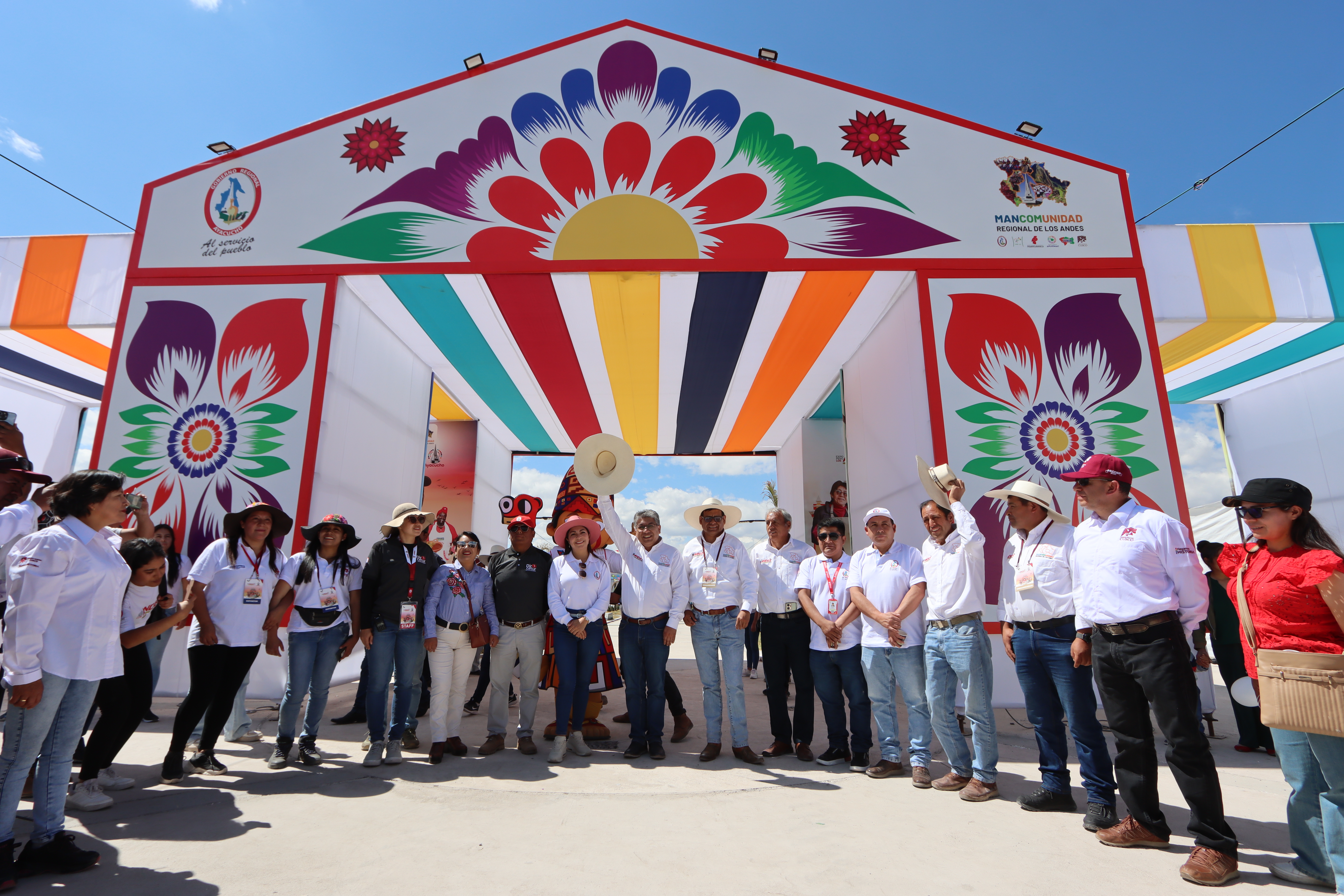 Empresarios de las regiones de Apurímac, Ayacucho, Huancavelica, Ica y Junín con lo mejor de la oferta de sus productos y MYPES