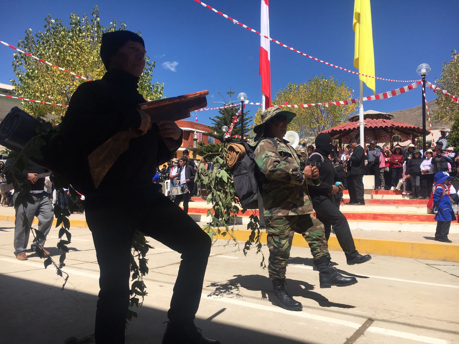 Desfile por fiestas patrias