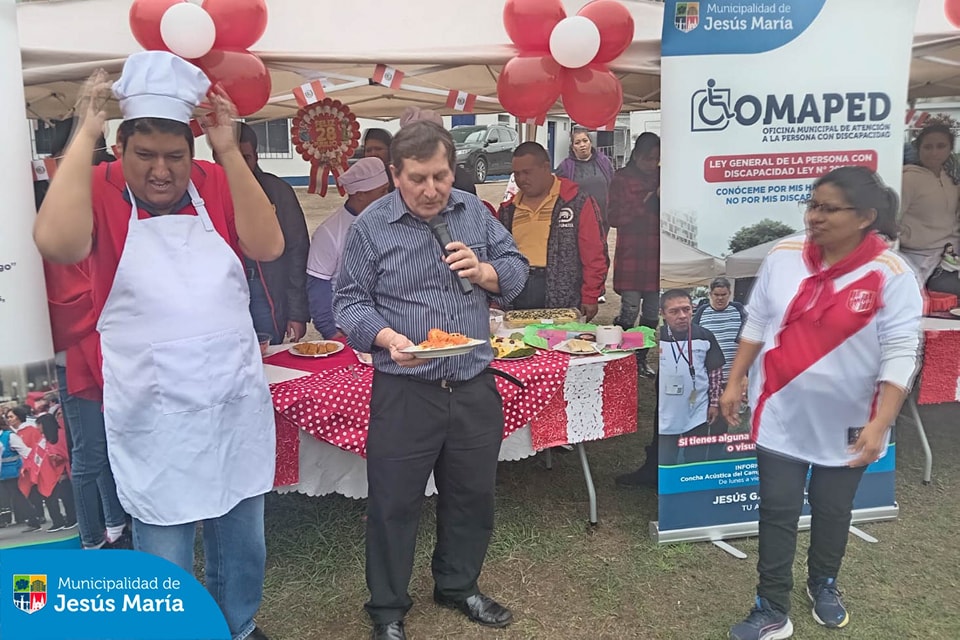 Una gran celebración se vivió en la Oficina Municipal de Atención a las Personas con Discapacidad. ☝🏻 Nuestros vecinos se deleitaron con una variedad de platillos preparados por los beneficiarios del programa y compartieron divertidos momentos con todos. 🤗
¡Feliz día Perú!