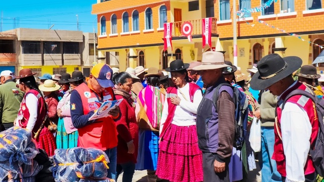 Municipalidad Provincial de Puno realiza jornada de apoyo humanitario en el distrito de Paucarcolla