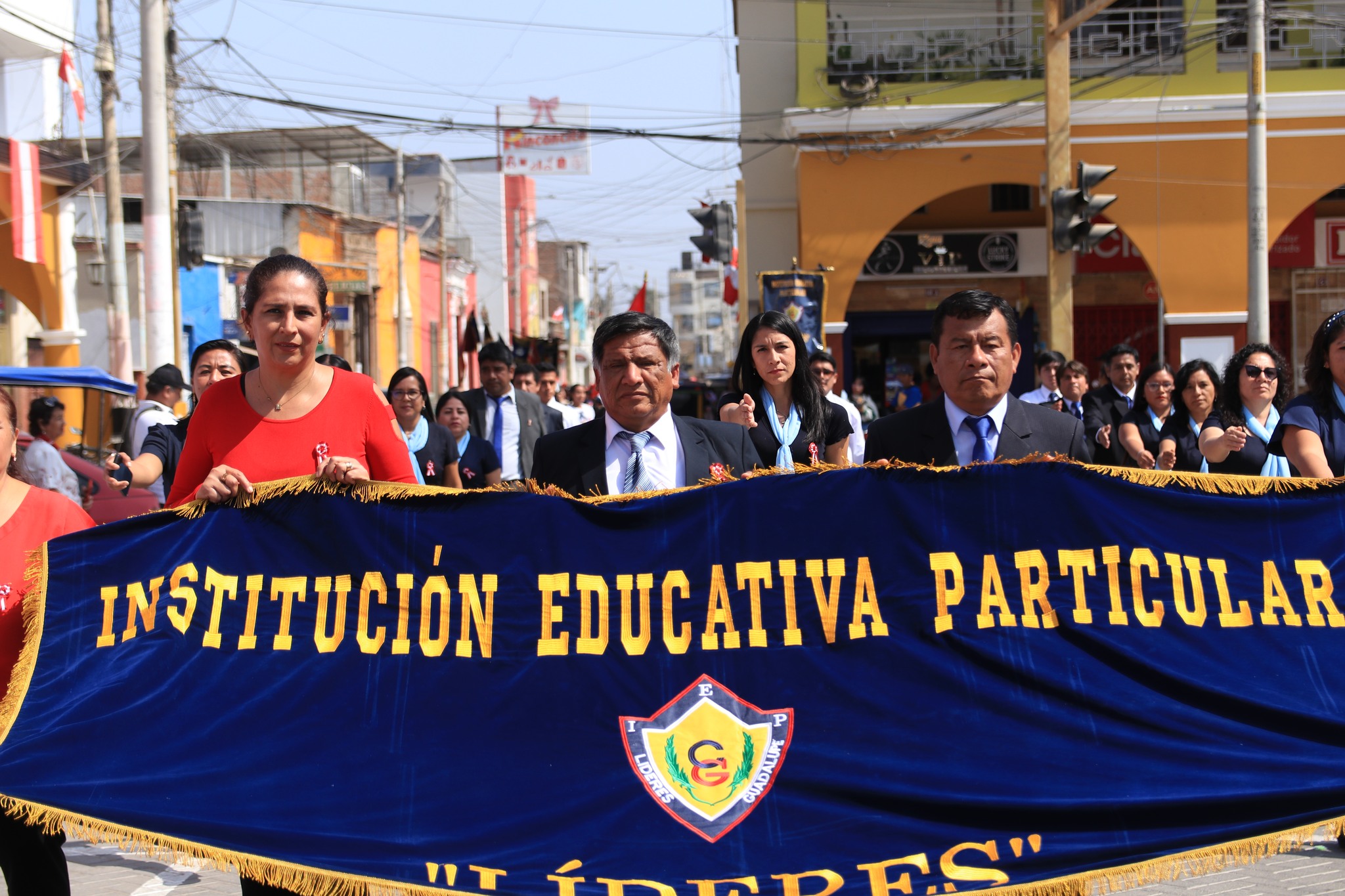 ¡Desfile Interno de la I.E.P Líderes de Guadalupe!