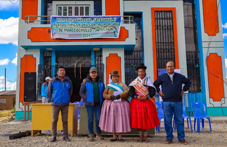 El Centro Poblado Huaccochullo Jatucachi, llevó a cabo la "XII Feria ganadera, artesanía y platos típicos 2024”