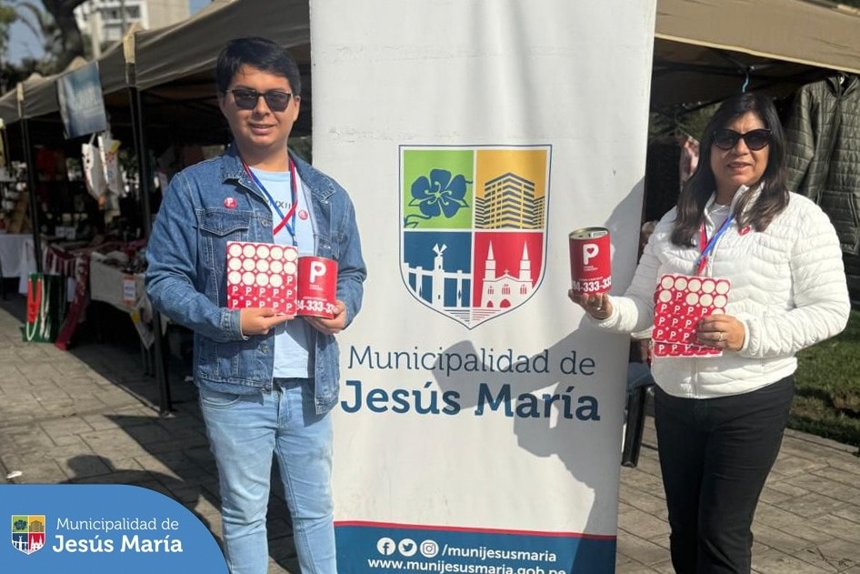 Como parte de nuestro programa de voluntariado Jesús María Somos Todos, participamos de la gran colecta ❤️ Ponle Corazón ❤️ realizada en el distrito el pasado 19 y 20 de julio.
👏🏻 Agradecemos a todos por su compromiso y a los corazones solidarios que se sumaron en esta actividad. 🤗
✅ Recuerda que tú también puedes ser un voluntario de nuestro programa ingresando a 👉🏻 bit.ly/3KshG3O.