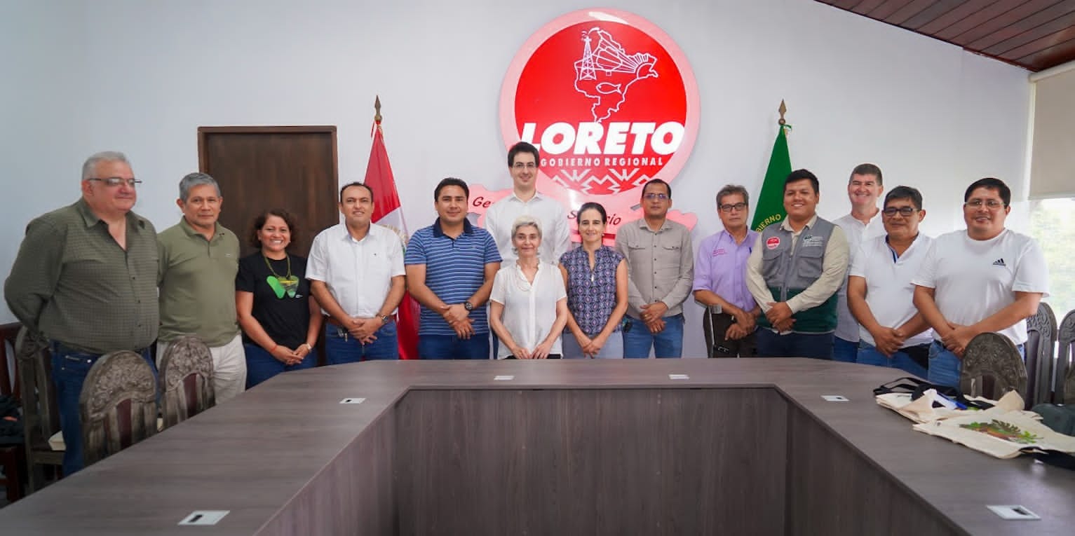 Sostuvo una reunión con representantes de la Embajada Británica en el Perú con el objetivo de con formar y reconocer una mesa técnica relacionada a los tópicos