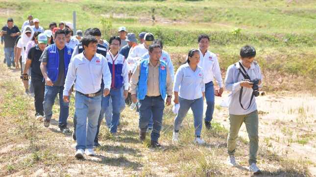 En su reciente visita a la ciudad de Yurimaguas, el gobernador regional de Loreto Dr. René Chávez, supervisó las instalaciones del Proyecto Piscícola ubicado en el km. 18 de la carretera Yurimaguas