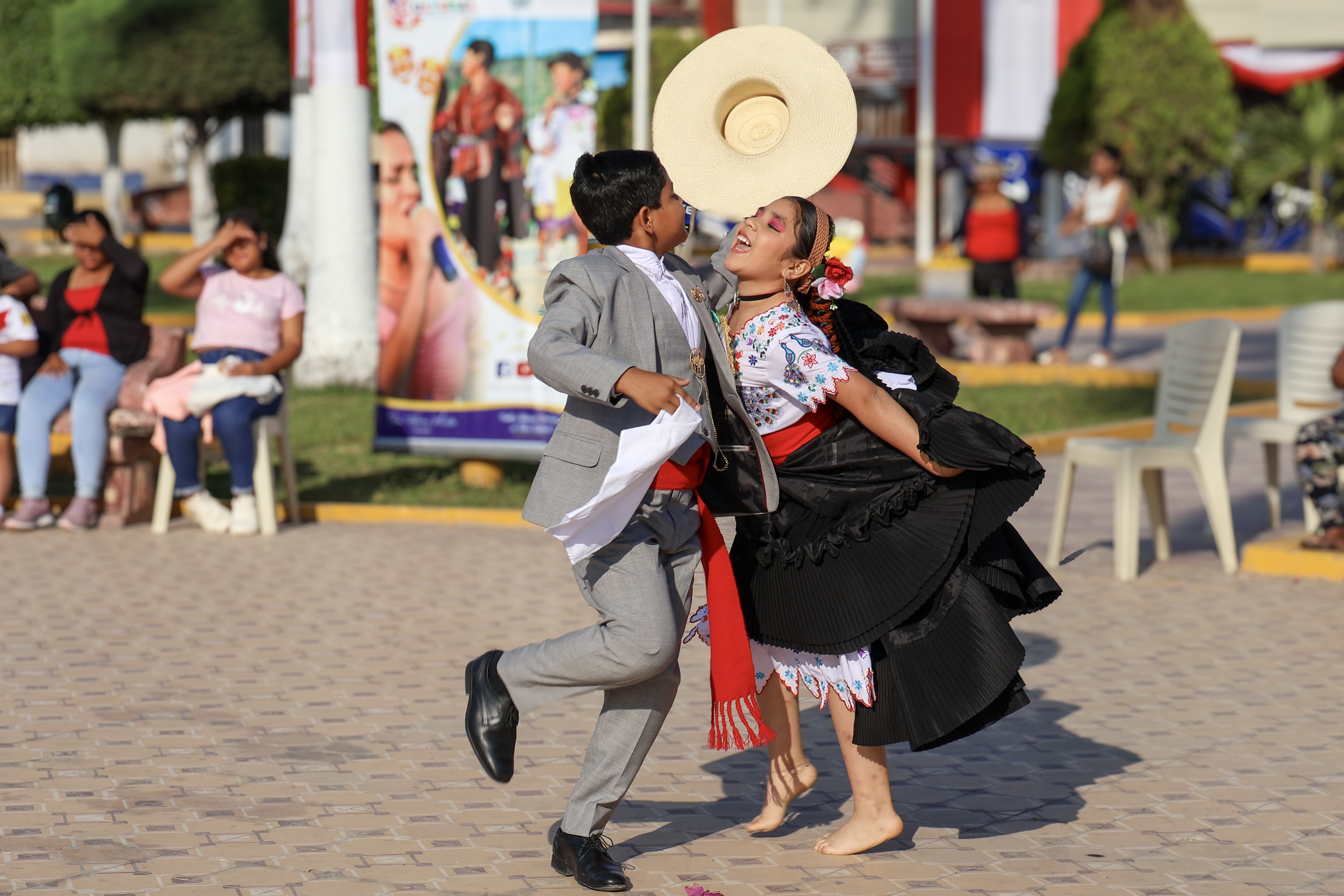 Imagen de participaciones por fiestas patrias.