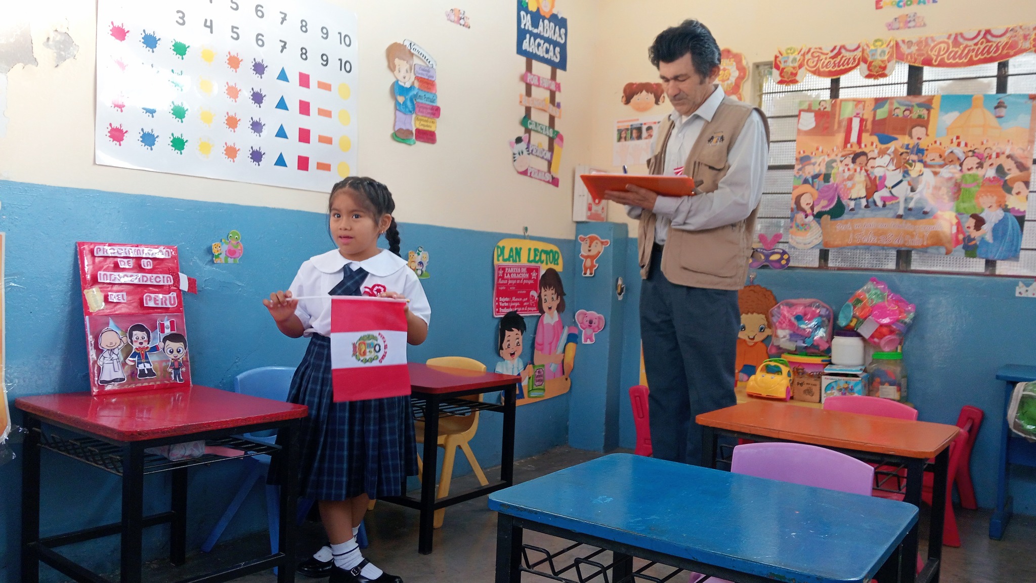 ¡Concurso Interno en la I.E.P. Líderes!