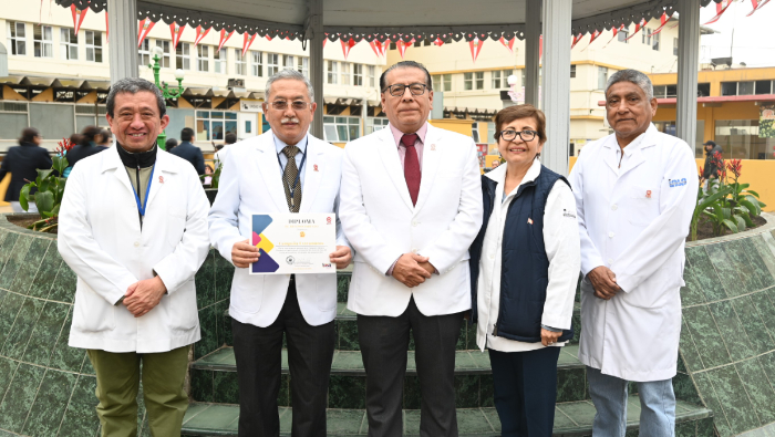 INSN resalta labor del Servicio de Gastroenterología y dispuesto a seguir colaborando en campañas de salud