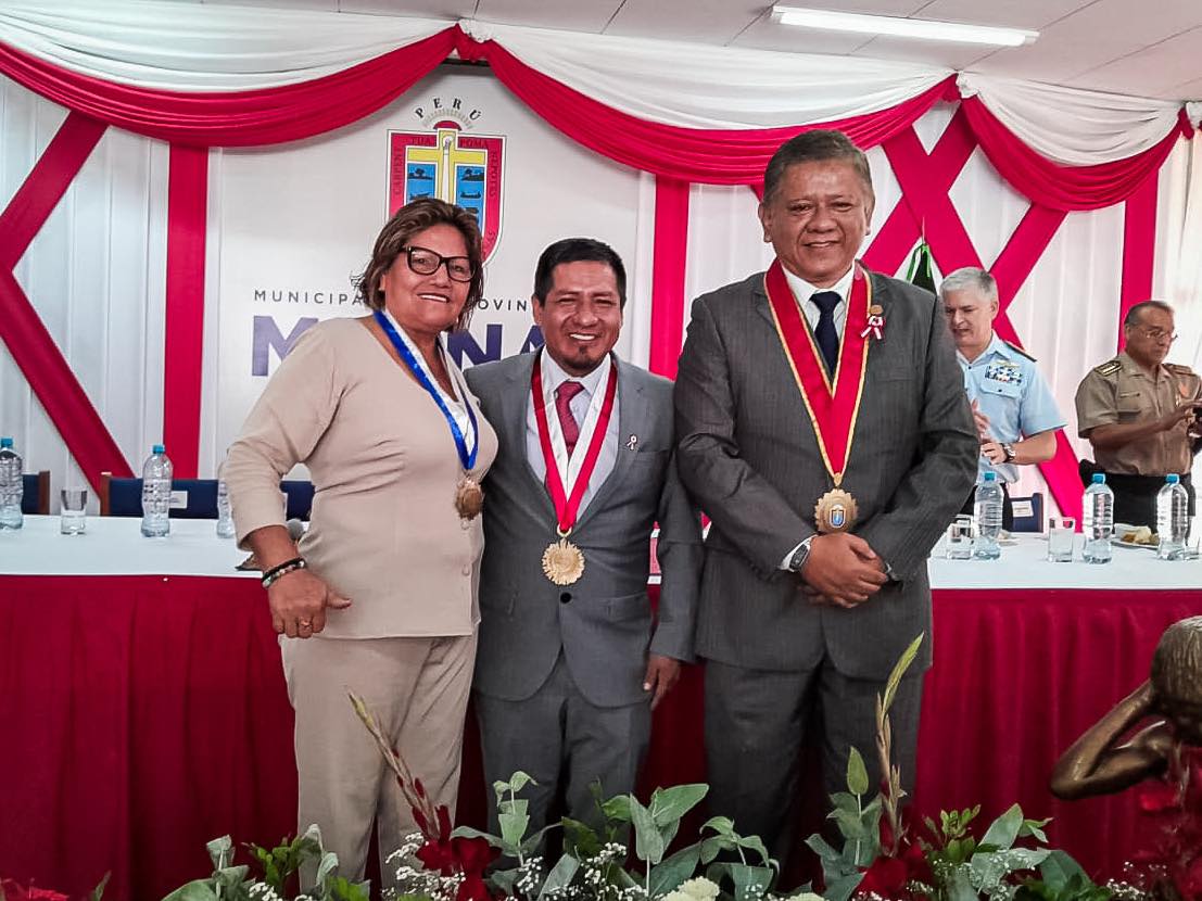  la regidora de la Municipalidad Distrital de Belén, Lina Arista López, participó de la Sesión Solemne por los 203 Aniversario
