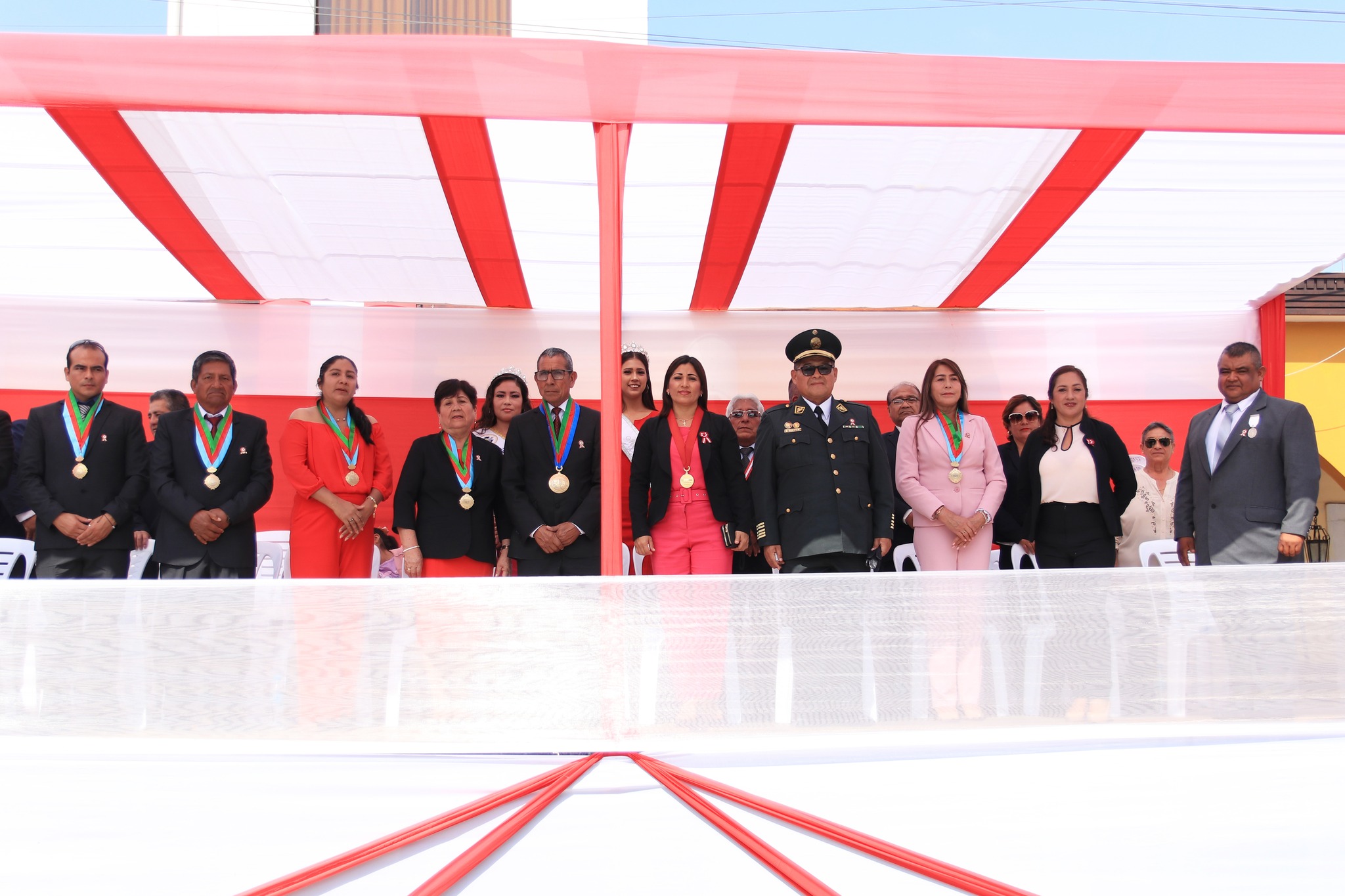 ¡Ceremonia Cívica Protocolar en Homenaje a la Patria!