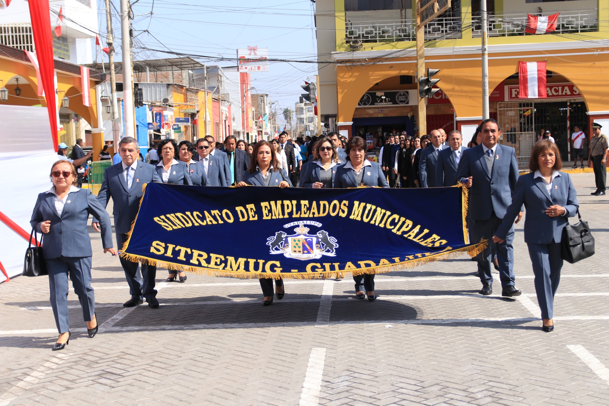 ¡Desfile Cívico Militar!
