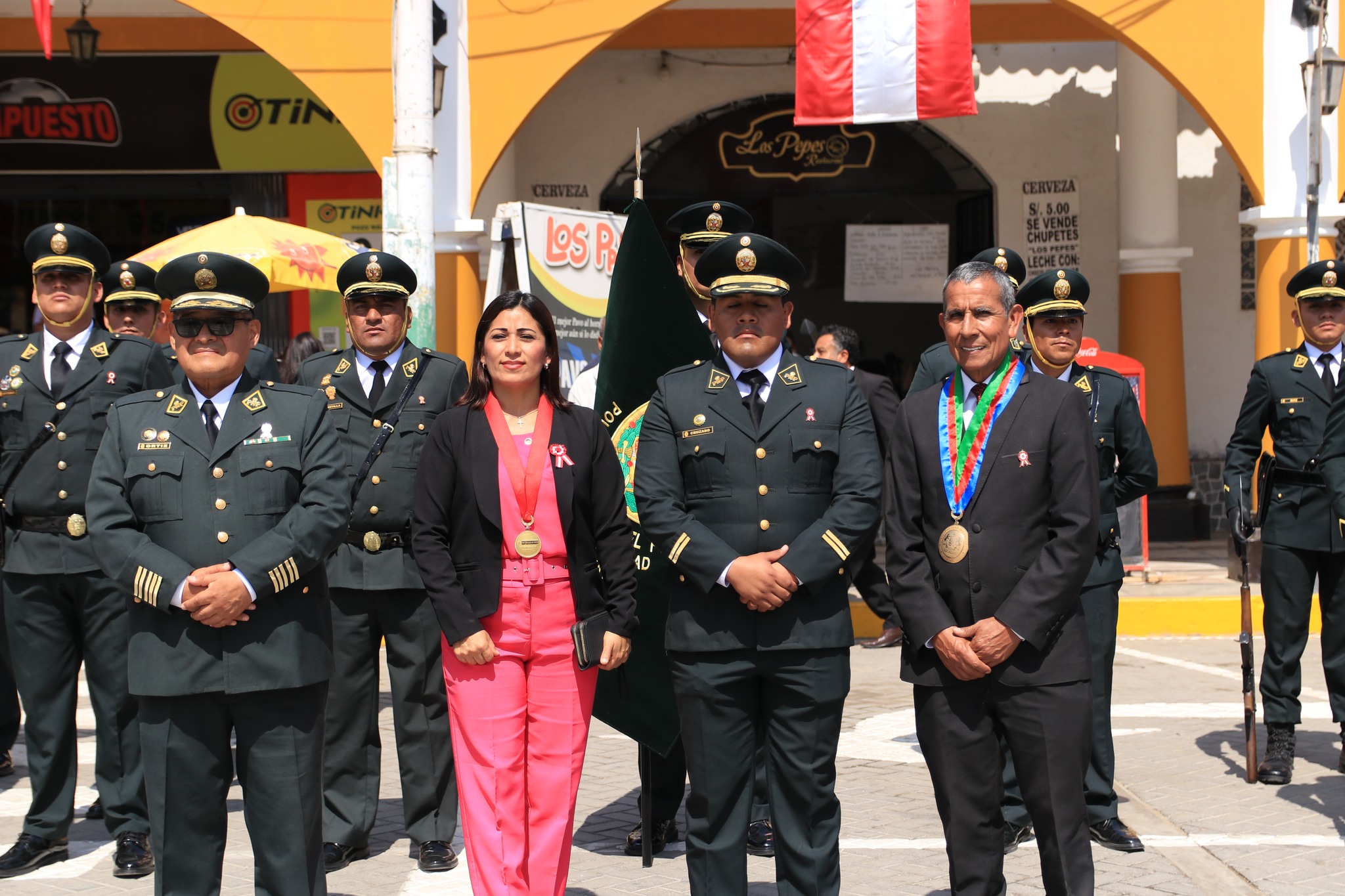 ¡Desfile Cívico Militar!