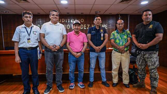 Gobernador Dr. René Chávez lidera solución al problema del camal municipal