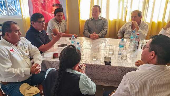 Gorel gestiona soluciones ante el atentado suscitado contra la UGEL Nauta.