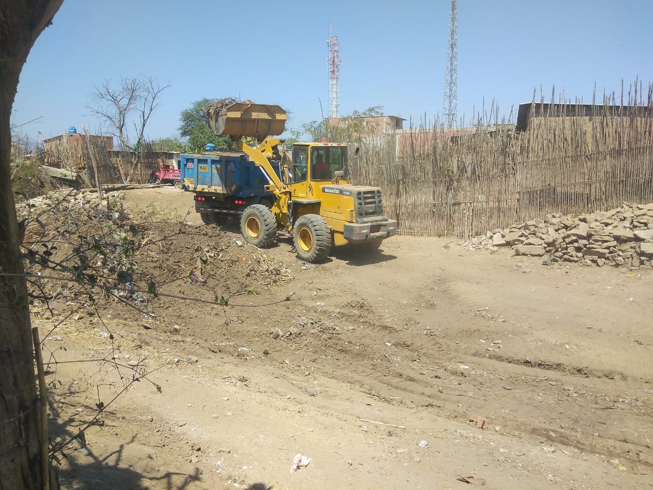 Imagen de trabajos de limpieza en el C.P. Cuculí
