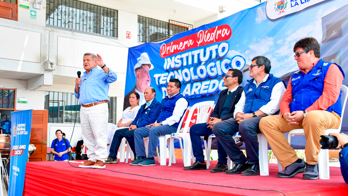 Fotos: Oficina de Imagen Institucional de la GRALL.