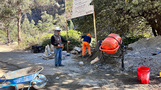 Se continúa ejecutando los trabajos del proyecto de mejoramiento del canal principal de Hualli del distrito de Huayan. 
