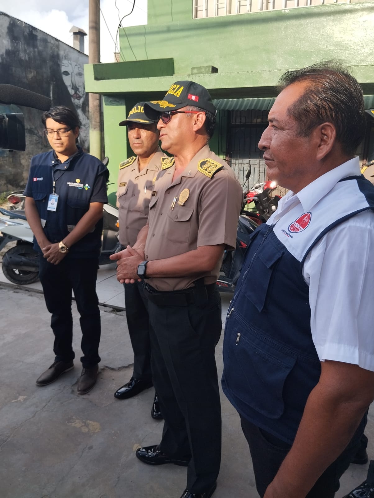 Gobierno Regional de Loreto continúa lucha contra ilegales en Iquitos.