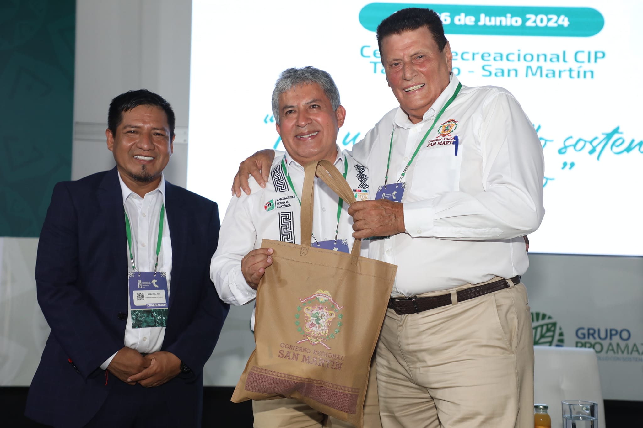 Gobernador Dr. René Chávez presente en Congreso de Emprendedores Amazónicos 2024 - Tarapoto para promover oportunidades de negocio en Loreto