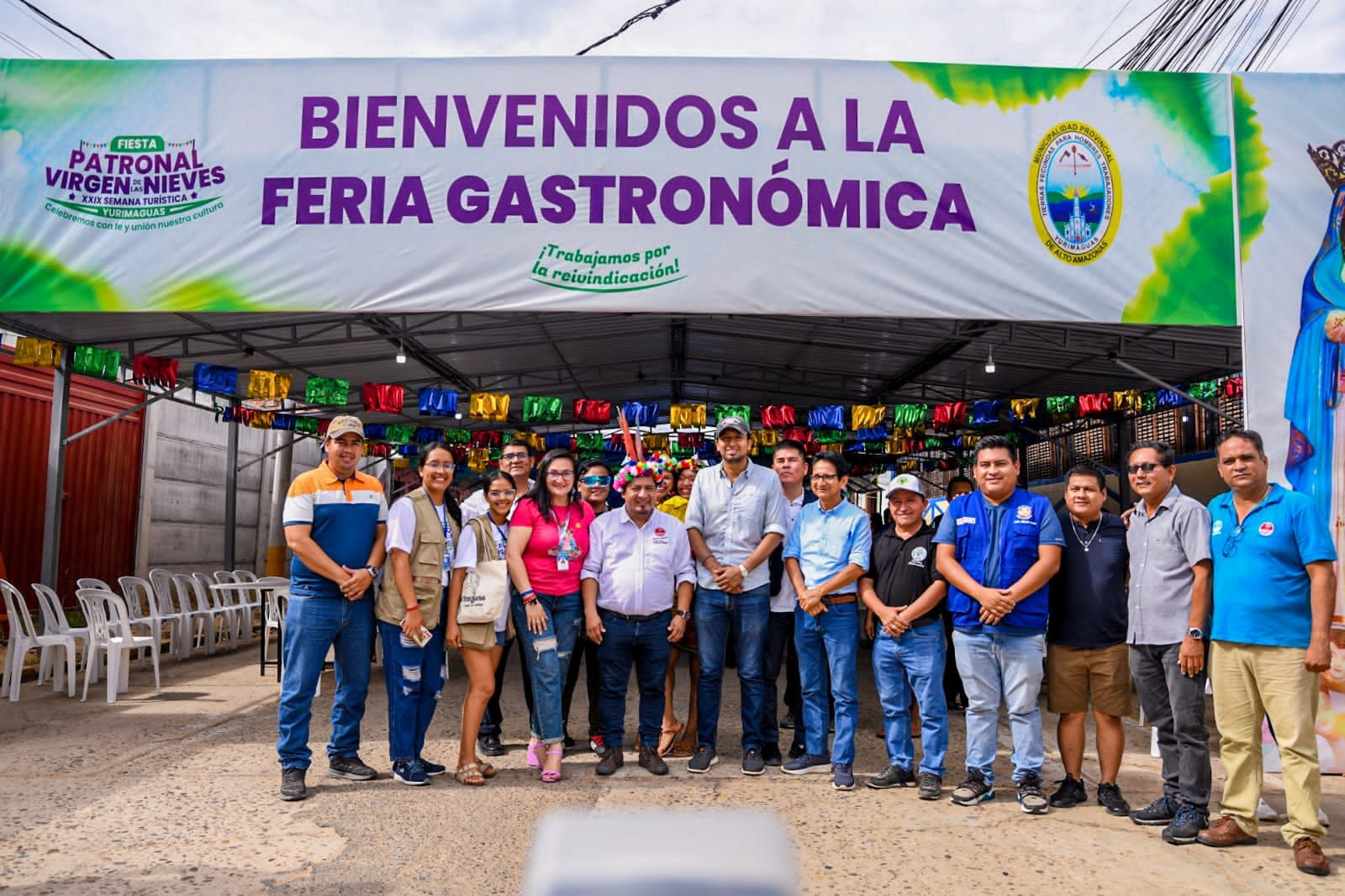 El Gobernador regional Dr.René Chávez en su reciente visita a Yurimaguas participó de feria artesanal y gastronómica