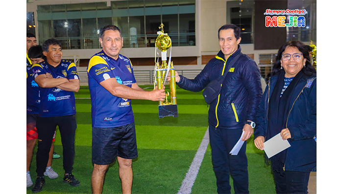 Gran final de la "2ª Copa de Fútbol Mejía Invierno 2024", resultando ganador el equipo de Deportivo Operarios que venció por 2 a 1 a Internacional Ensenada.