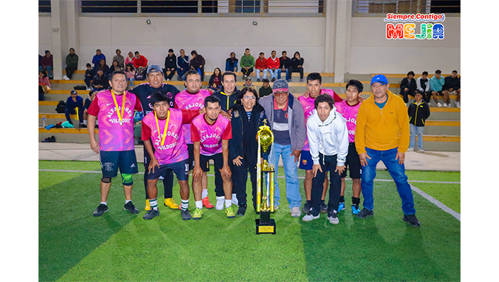 Gran final de la "2ª Copa de Fútbol Mejía Invierno 2024", resultando ganador el equipo de Deportivo Operarios que venció por 2 a 1 a Internacional Ensenada.