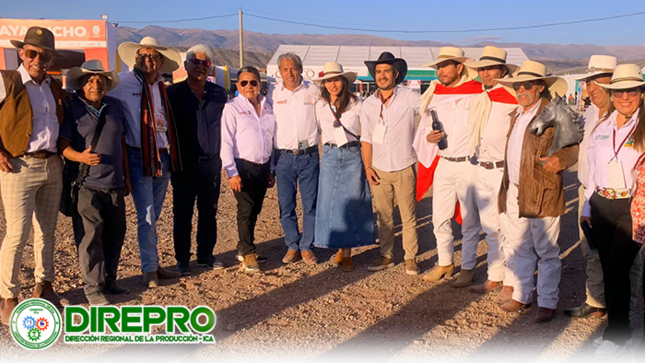 Ceremonia de Reconocimiento a las Asociaciones de crianza de caballos de paso y formación de Chalanes.