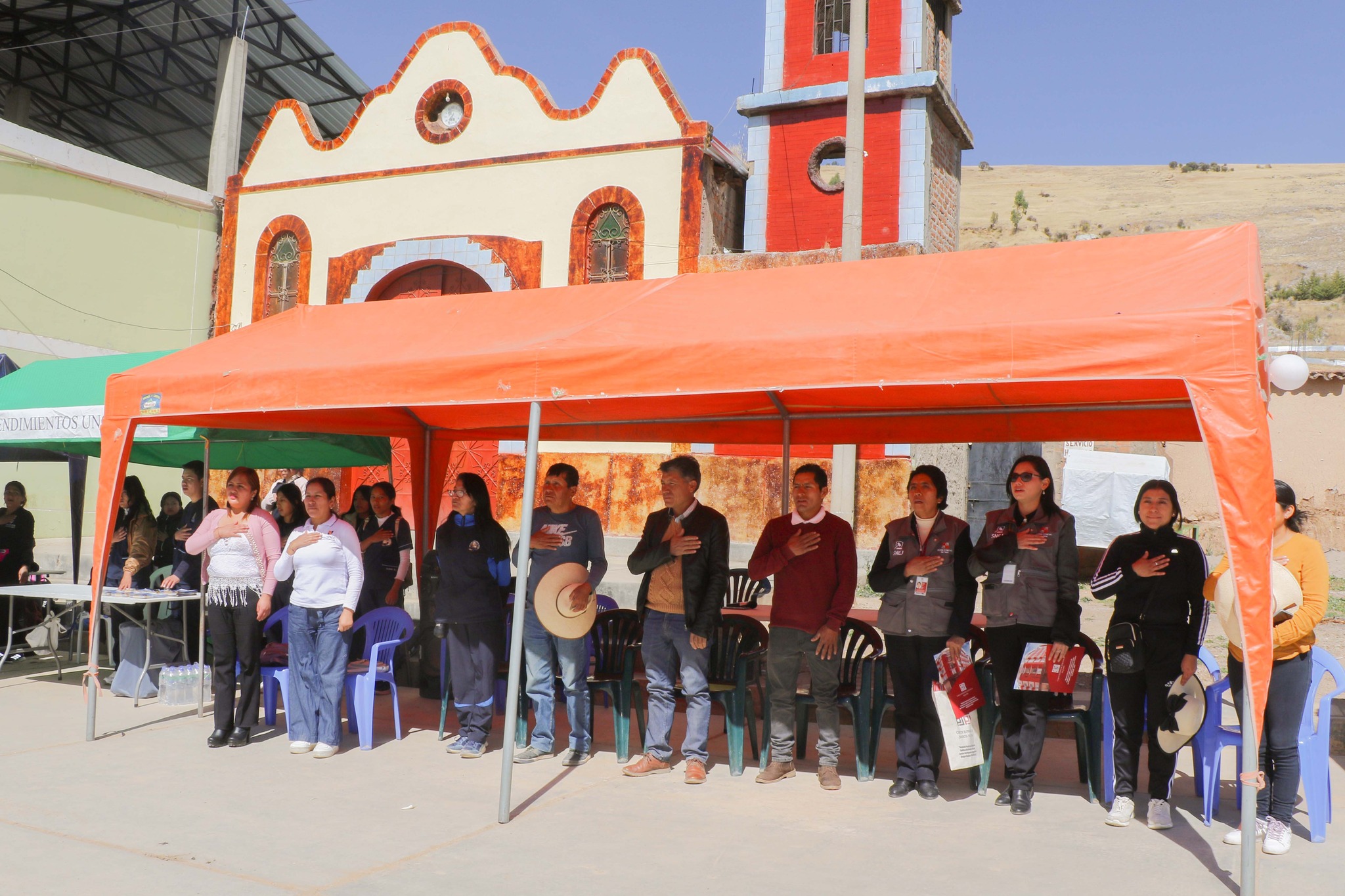 Pobladores de Vicso conocieron servicios de la Corte Junín
