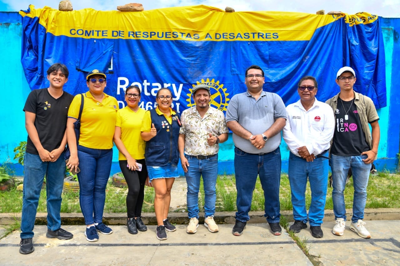 Gobernador Dr. René Chávez anuncia modernización del colegio San Lucas.