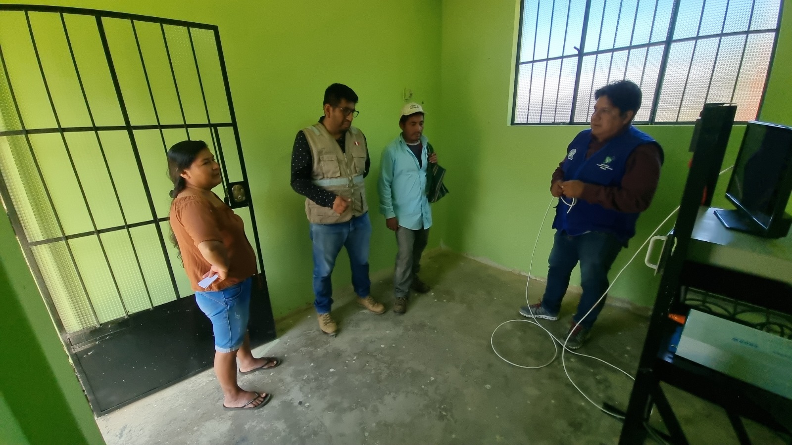 Más de mil pobladores de Suyo y Cruceta verán Tv Perú las 24 horas del día con mantenimiento de sistemas por parte del GORE 