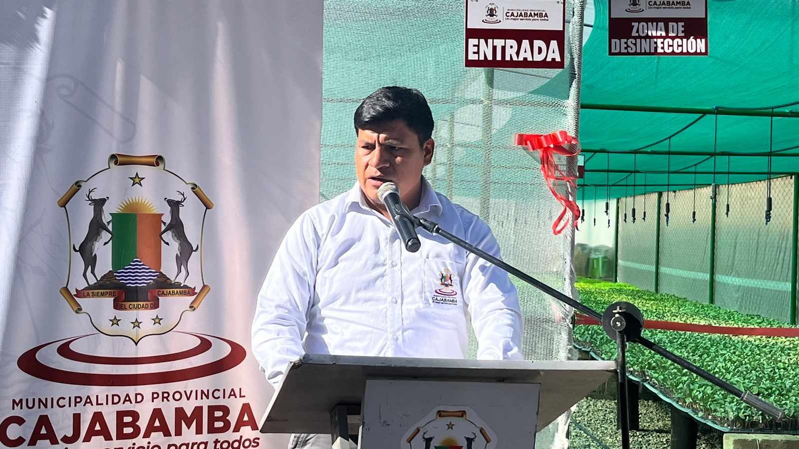 Inauguración del invernadero de hortalizas