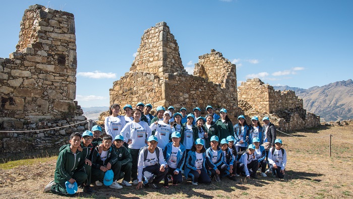 Integrantes de la estrategia defensores del patrimonio cultural en Marcahuamachuco
