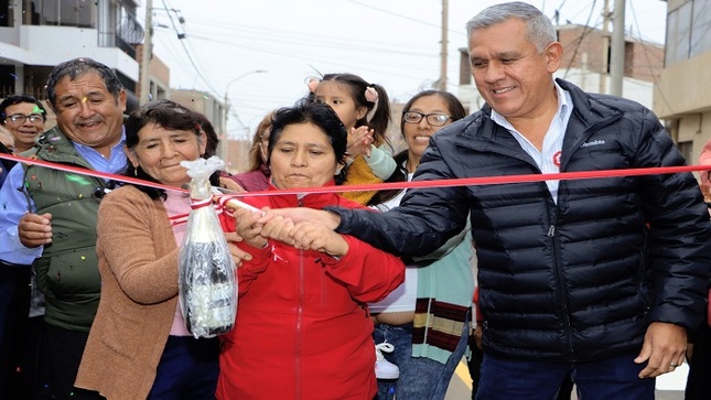  pistas, veredas y áreas verdes en el sector de camino viejo a Retes y Urb. Fonavi