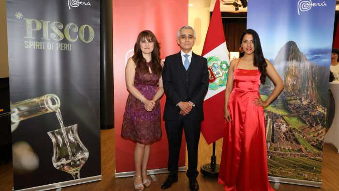 Consulado General del Perú en Frankfurt festeja las fiestas patrias con actividades culturales y protocolares