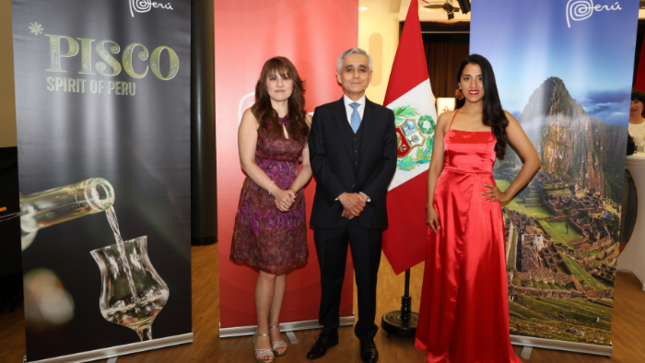 Consulado General del Perú en Frankfurt festeja las fiestas patrias con actividades culturales y protocolares 