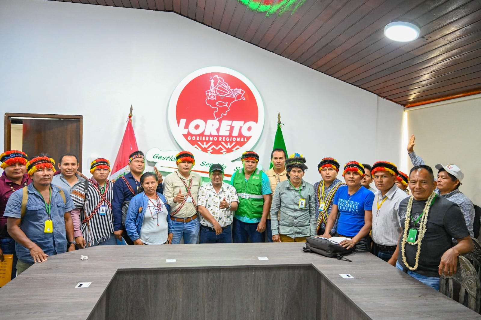 Gobernador de loreto continúa con la política de puertas abiertas atendiendo a federaciones nativas de rio corrientes.