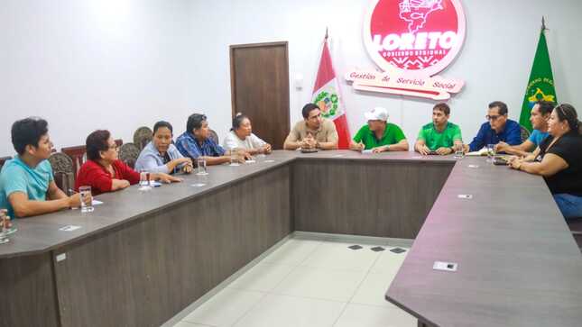 Gobernador regional gestiona trabajos en A.H. Simón Bolivar