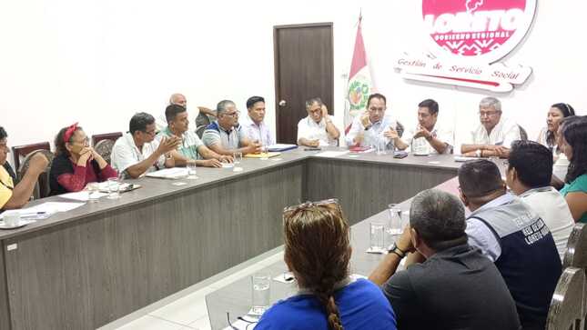 Gobernador Dr. René Chávez trabaja en soluciones para el sector salud