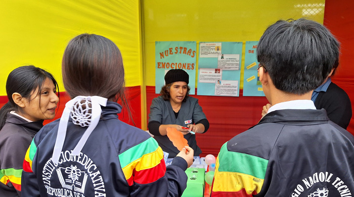 Más de 2 mil estudiantes de Villa El Salvador son atendidos en feria de salud