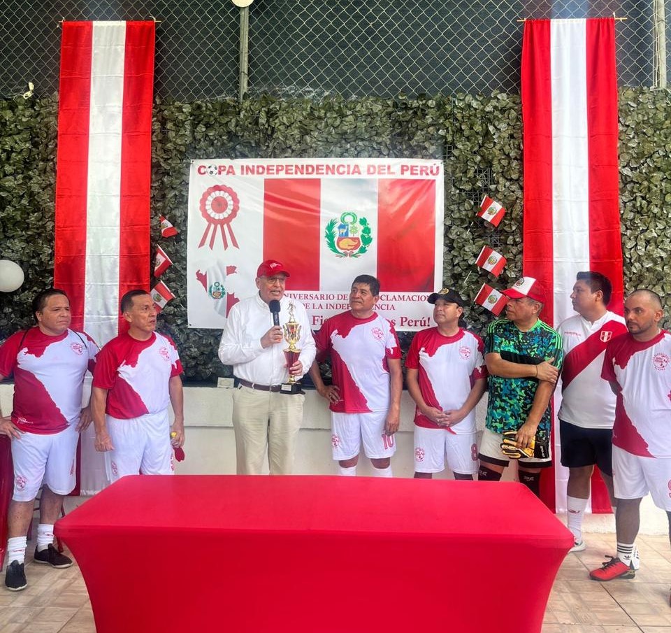 Entrega de Copa al Primer Lugar
