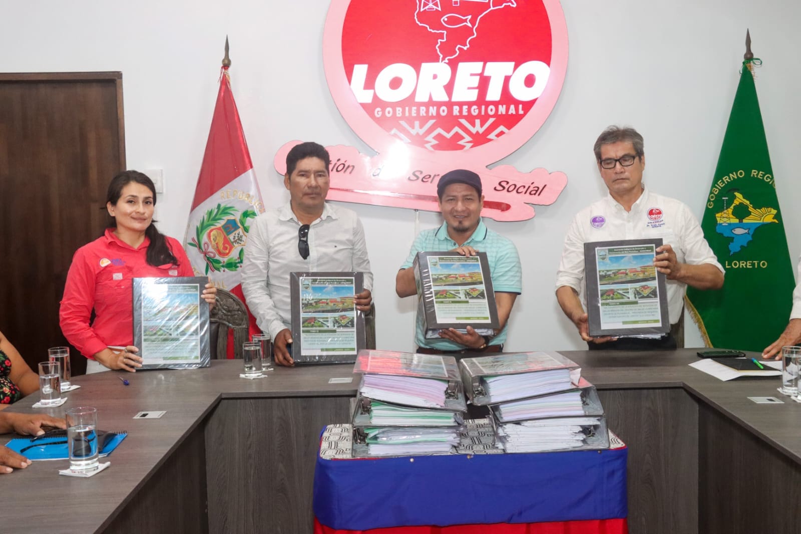 Gobernador Dr. René Chávez ejecutará proyectos de infraestructura en salud en el bajo Puinahua