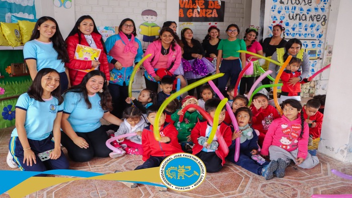El Centro de Investigación y Recursos de Literatura Infantil “Lilly Caballero de Cueto” recibió el día de hoy la visita de la I.E. N° 86 Divino Niño Jesús y del Parroquial Santa Rosa de Lima.